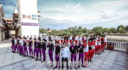 ktv服务员日结400招聘,KTV服务员热招中！轻松赚钱好机会